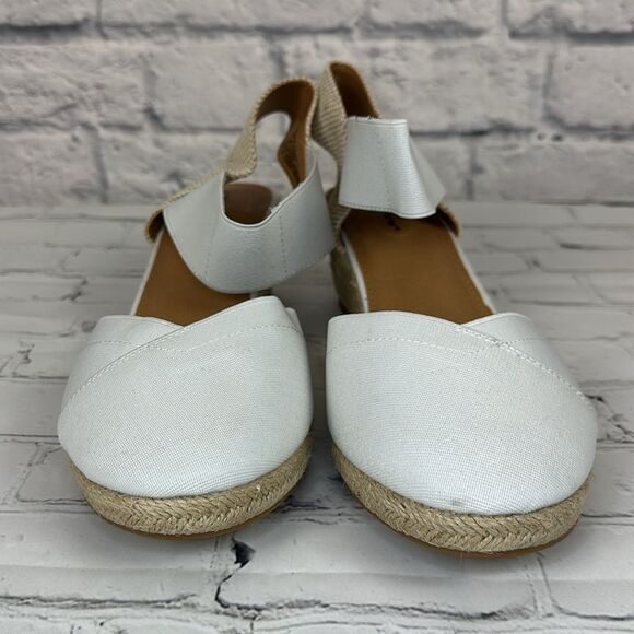 Comfortview Women's The Abra Espadrille Wedge Sandle Close Toe Size 11 - Picture 2 of 9
